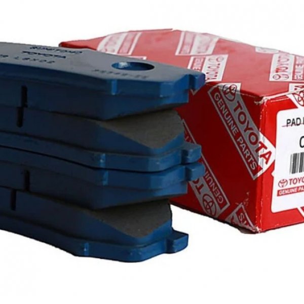 Колодки тормозные задние Toyota 04466-60140 оригинал 04466-YZZC8 (PF1243,SN120,NP1008,D2090H)