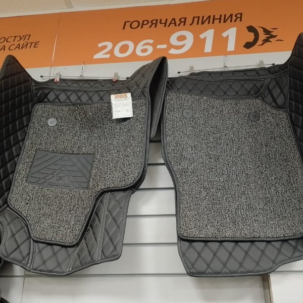 К/салона Premium Toyota LC 100/LX470 с полимерным ворсом(черн/черн/сер)